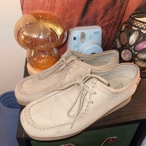 Clarks Men's Tan Loafers